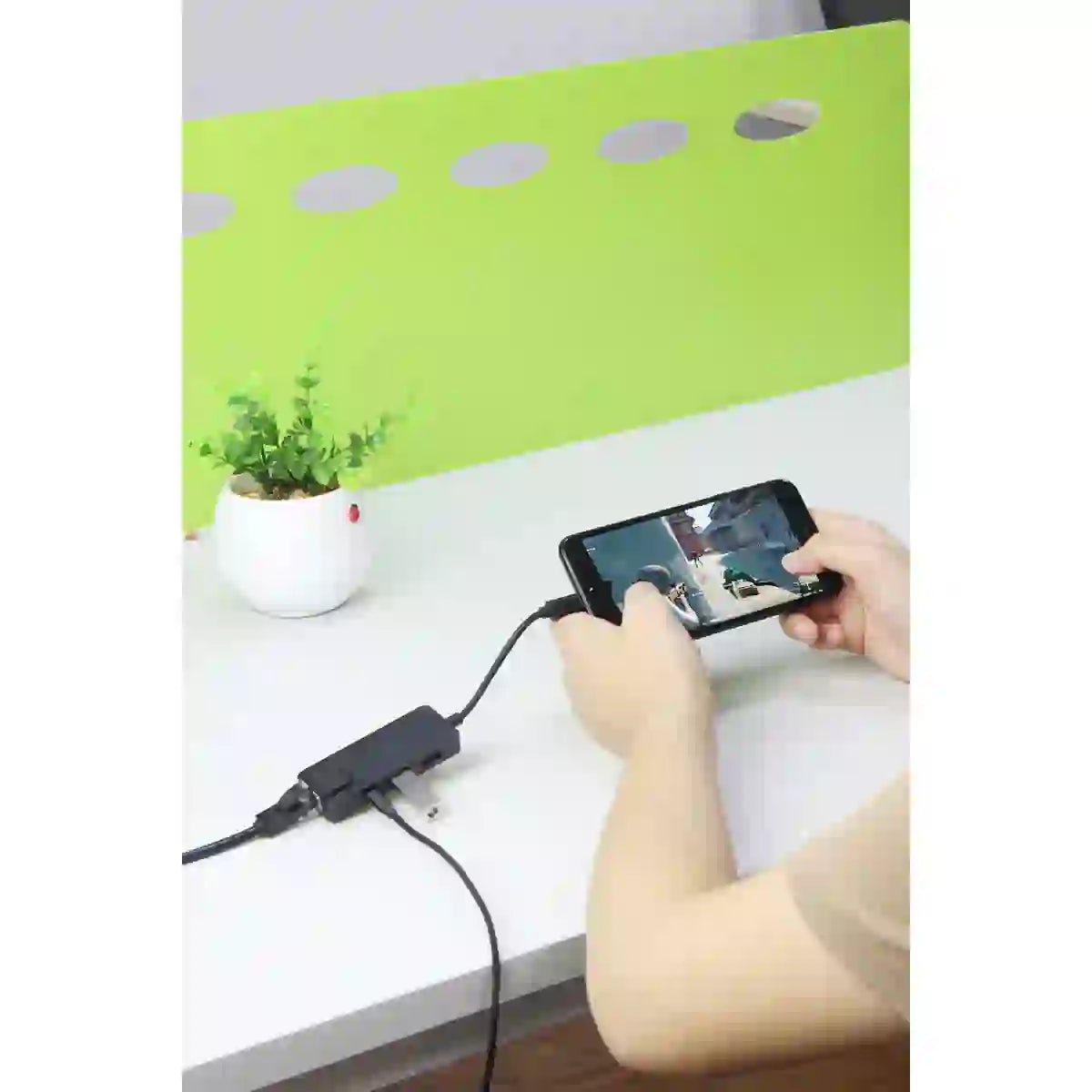 Onten USB Hub Lightning to RJ45 Ethernet LAN Adapter Wired Network 4 in 1 USB 3.0 Hub OTG Adapter for iPad iPhone Black Color - OT-75002