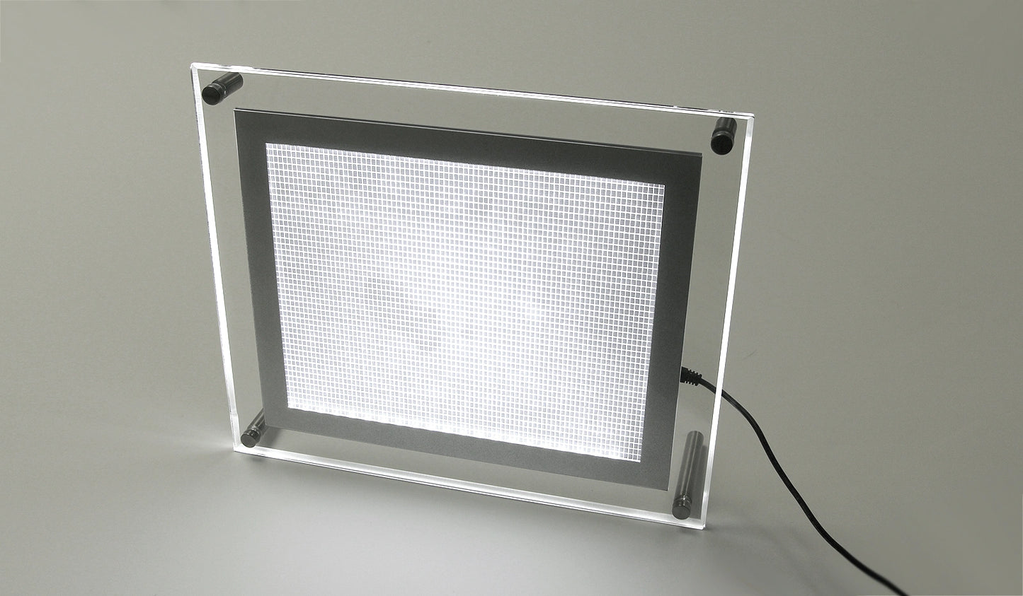 Acrylic Ultra Slim LED Light Box / Photo Frame (Silver Outline) 5,79’’ x 7,80’’